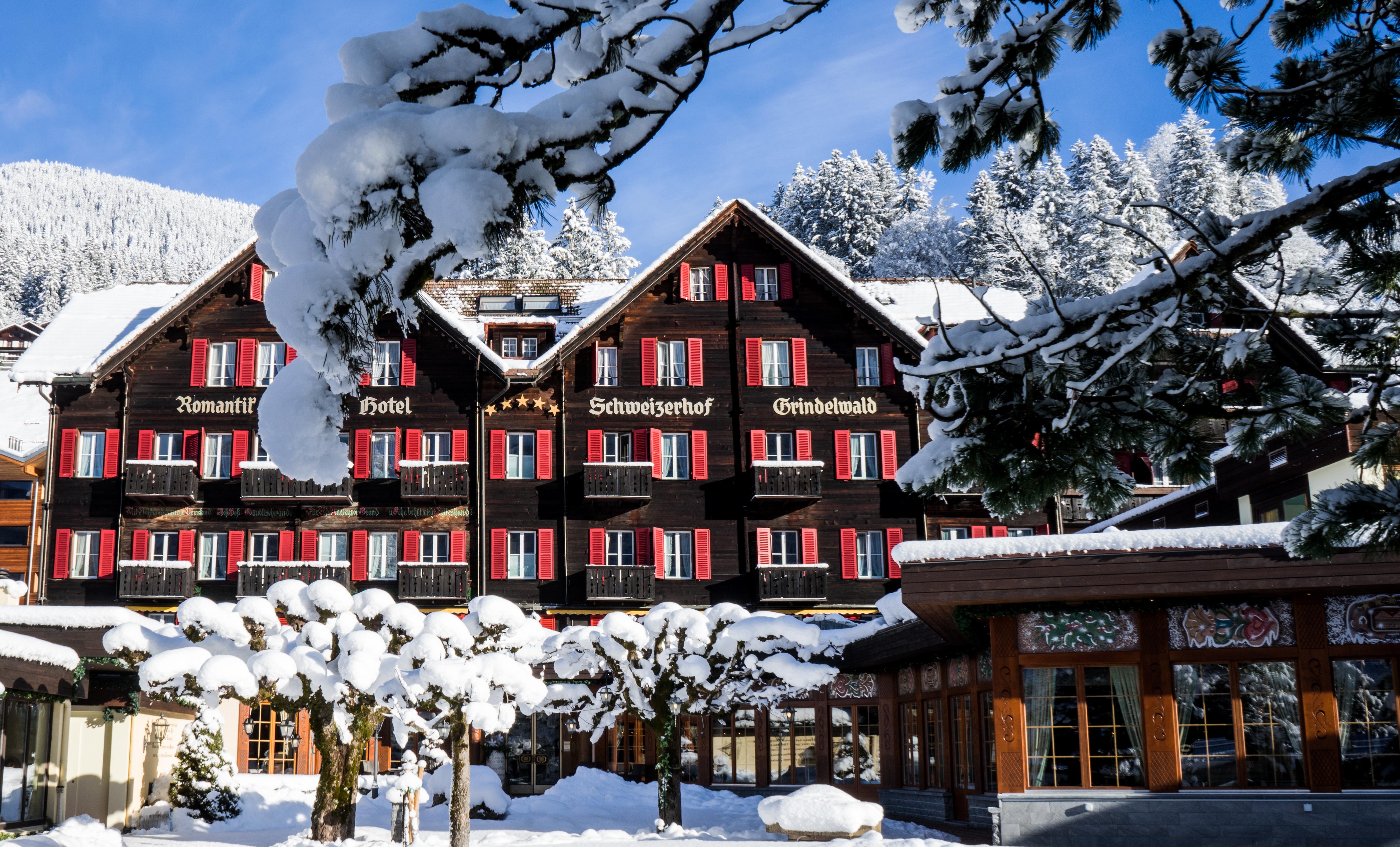 Romantik Schweizerhof Hotel 5*